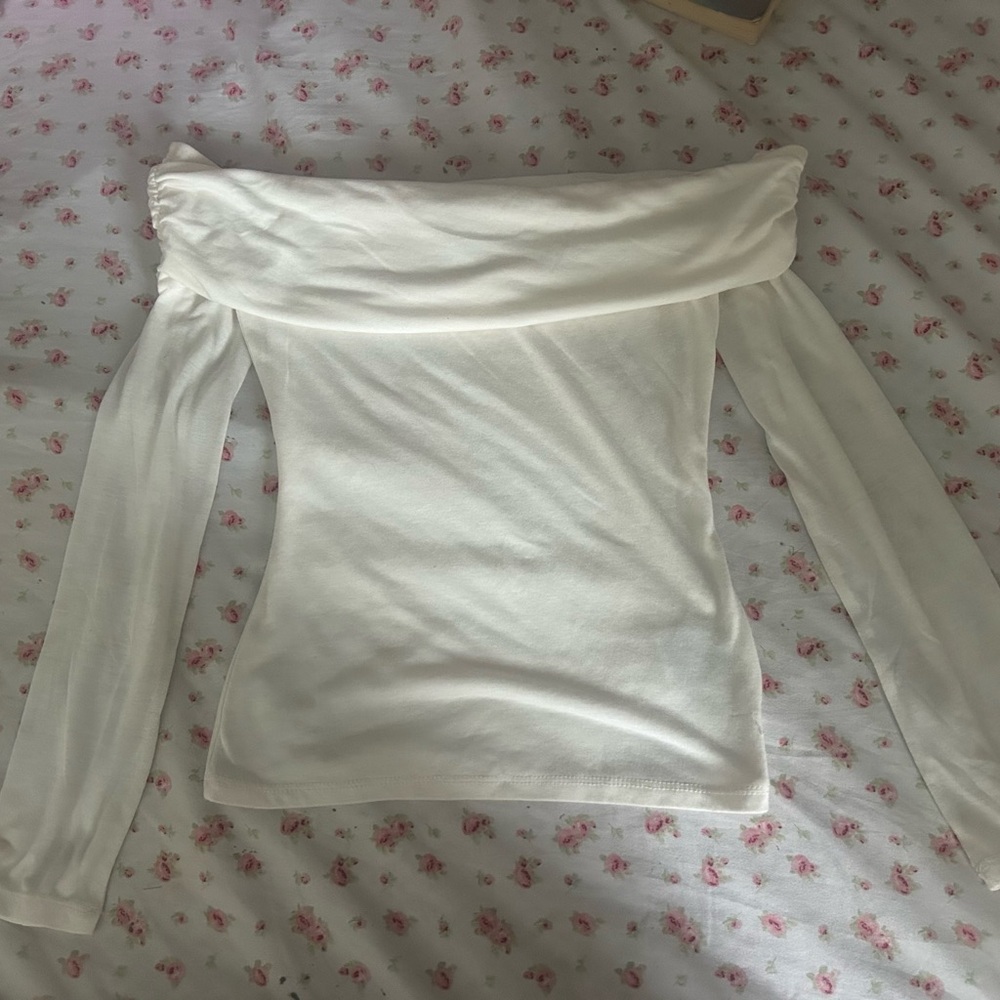 Divided - White off shoulder fold over top
